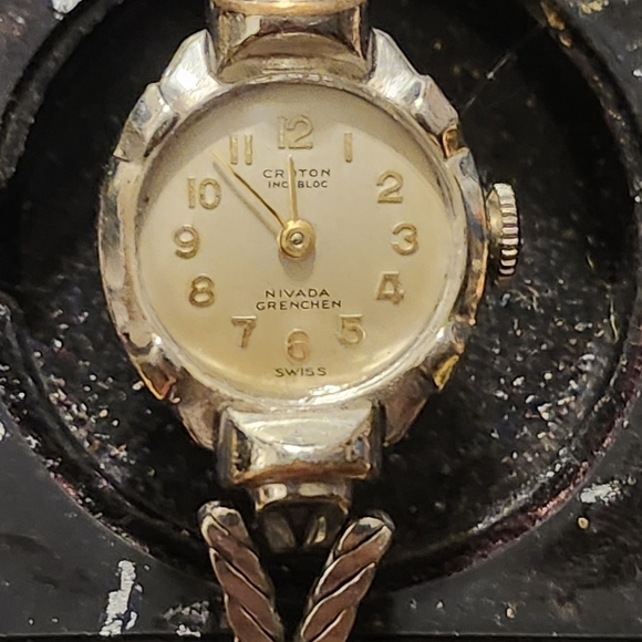 Rare Vintage Croton Incabloc Nivada Grenchen women's watch 1920s or 30s - Picture 1 of 9